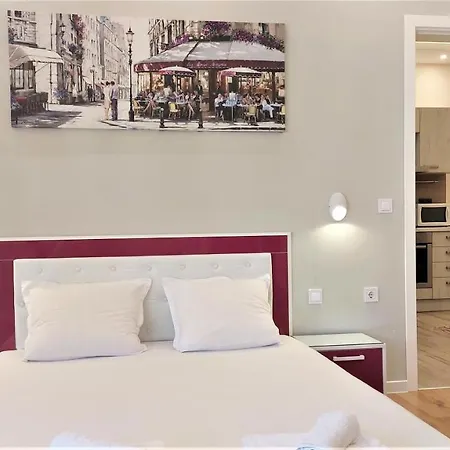 Pink & Blue - 2bdr With Balcony - Wi-fi Appartement Varna