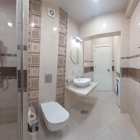 Pink & Blue - 2bdr With Balcony - Wi-fi Apartament *