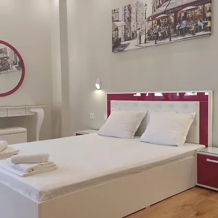 Apartament Pink & Blue - 2bdr With Balcony - Wi-fi Varna