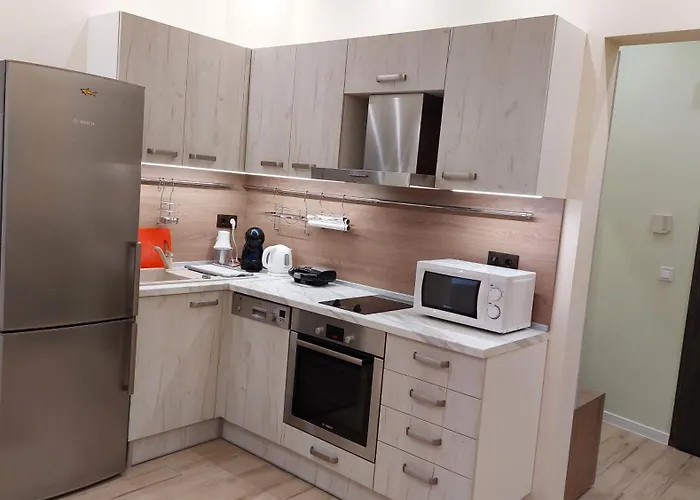 2Br Apartment In Varna Center Pedestrian Street Balcony Fast Wifi Apartment *